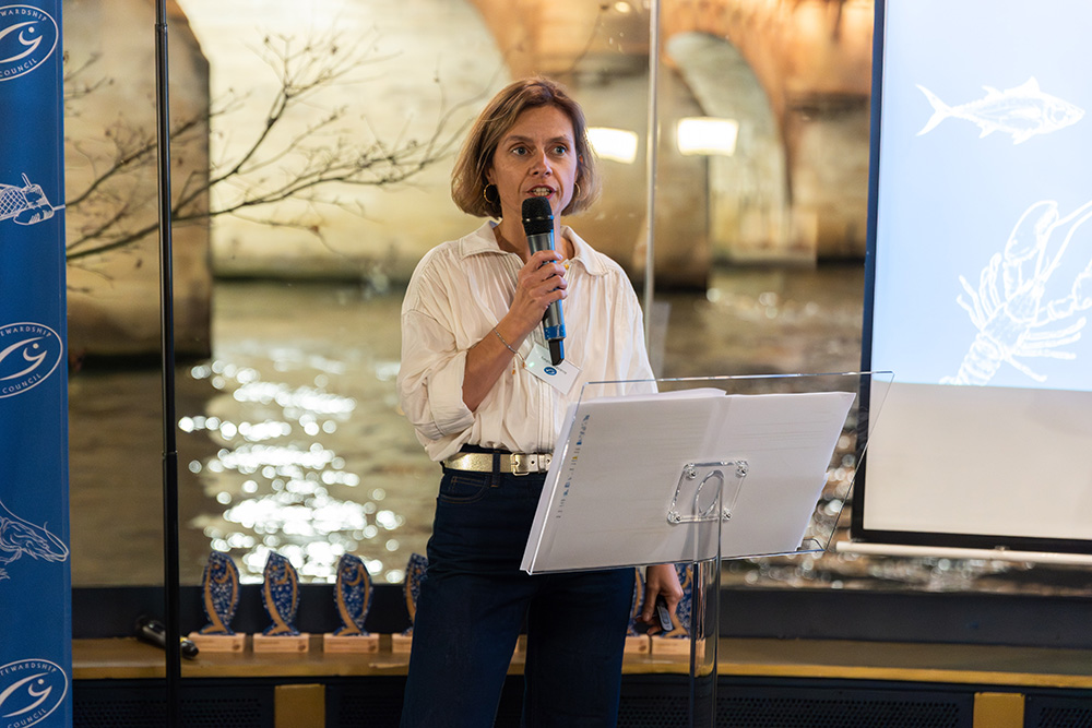 amelie-navarre-15-ans-MSC Amélie Navarre en pleine présentation lors de la soirée anniversaire des 15 ans du MSC en France