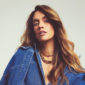 Laura Wells - MC