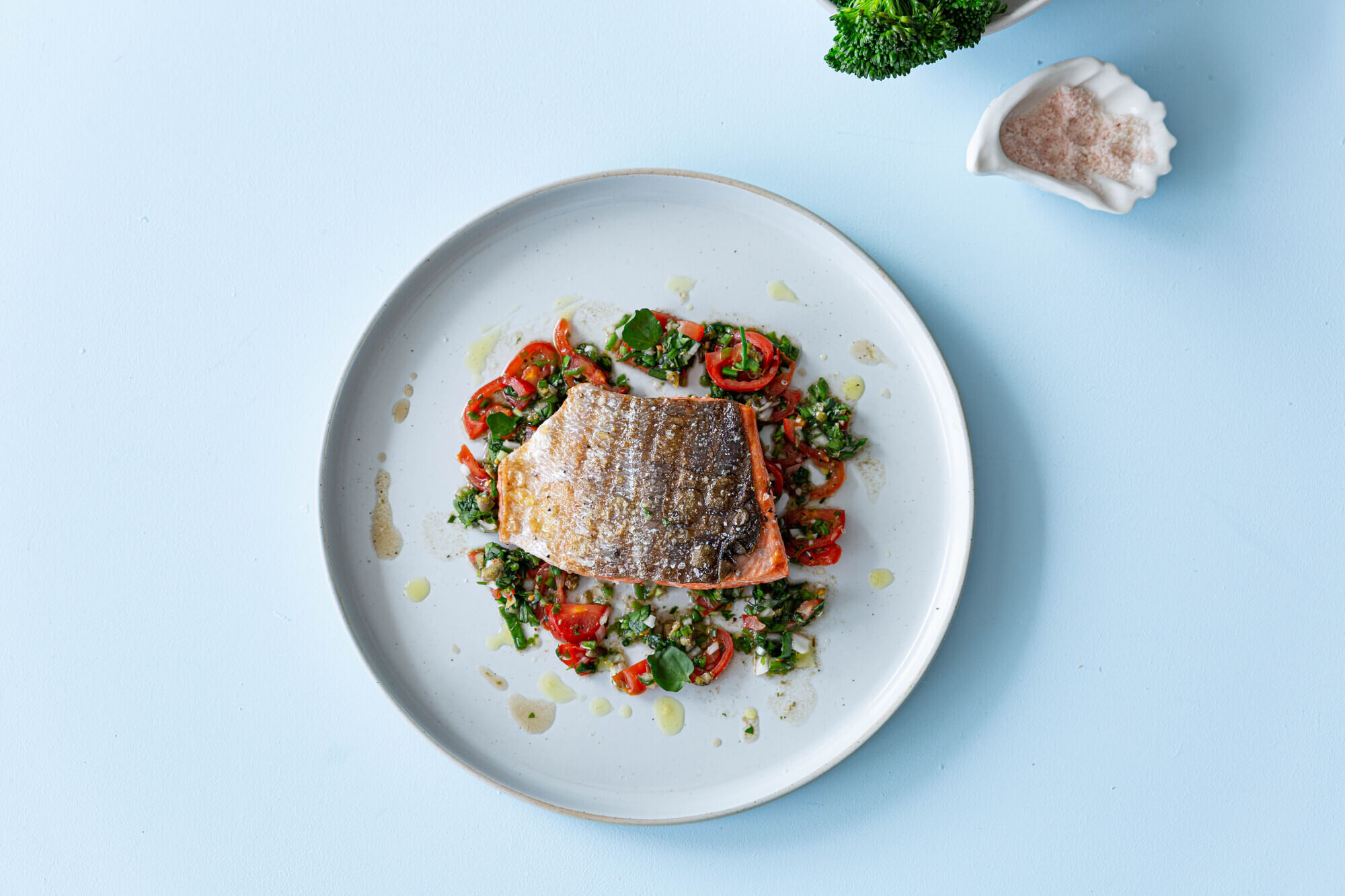 Wild salmon fillets with sauce vierge