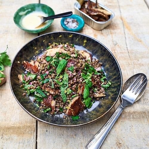 Linzensalade met gerookte haring