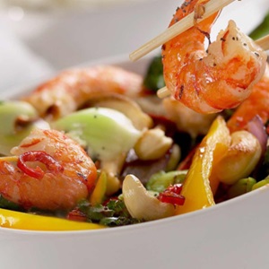 Sauté de crevettes épicées