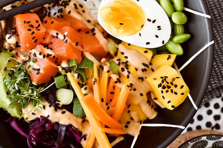 Lachs-Bowl mit Erdnuss-Kokos-Sauce | Marine Stewardship Council
