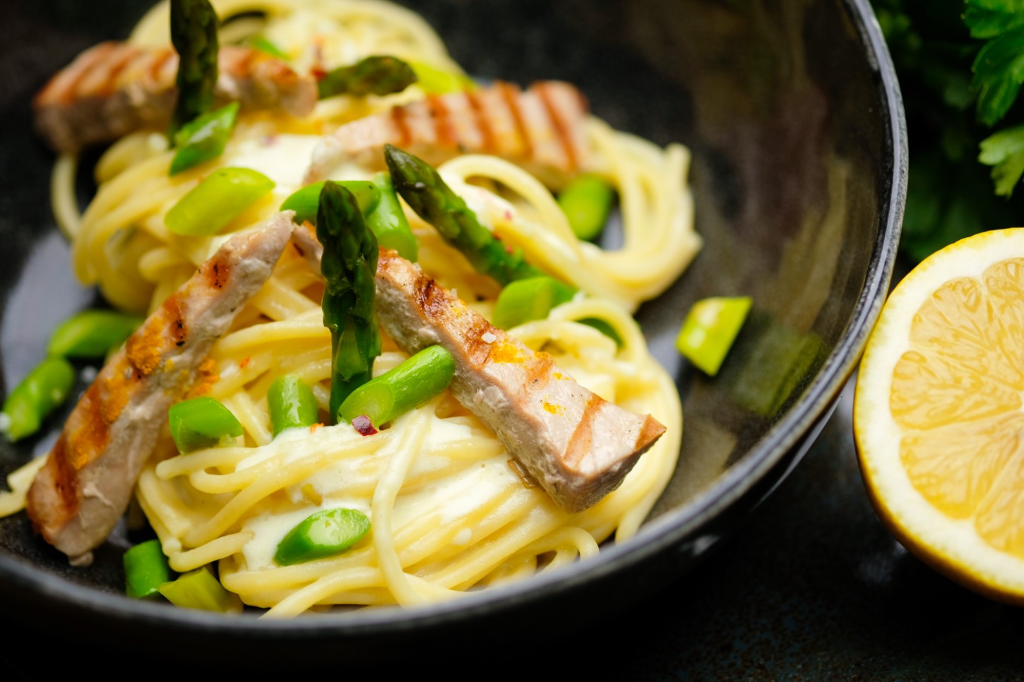 Spaghetti mit Thunfisch und Spargel