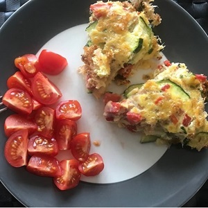Koolhydraatarme lunch met duurzaam gevangen makreel