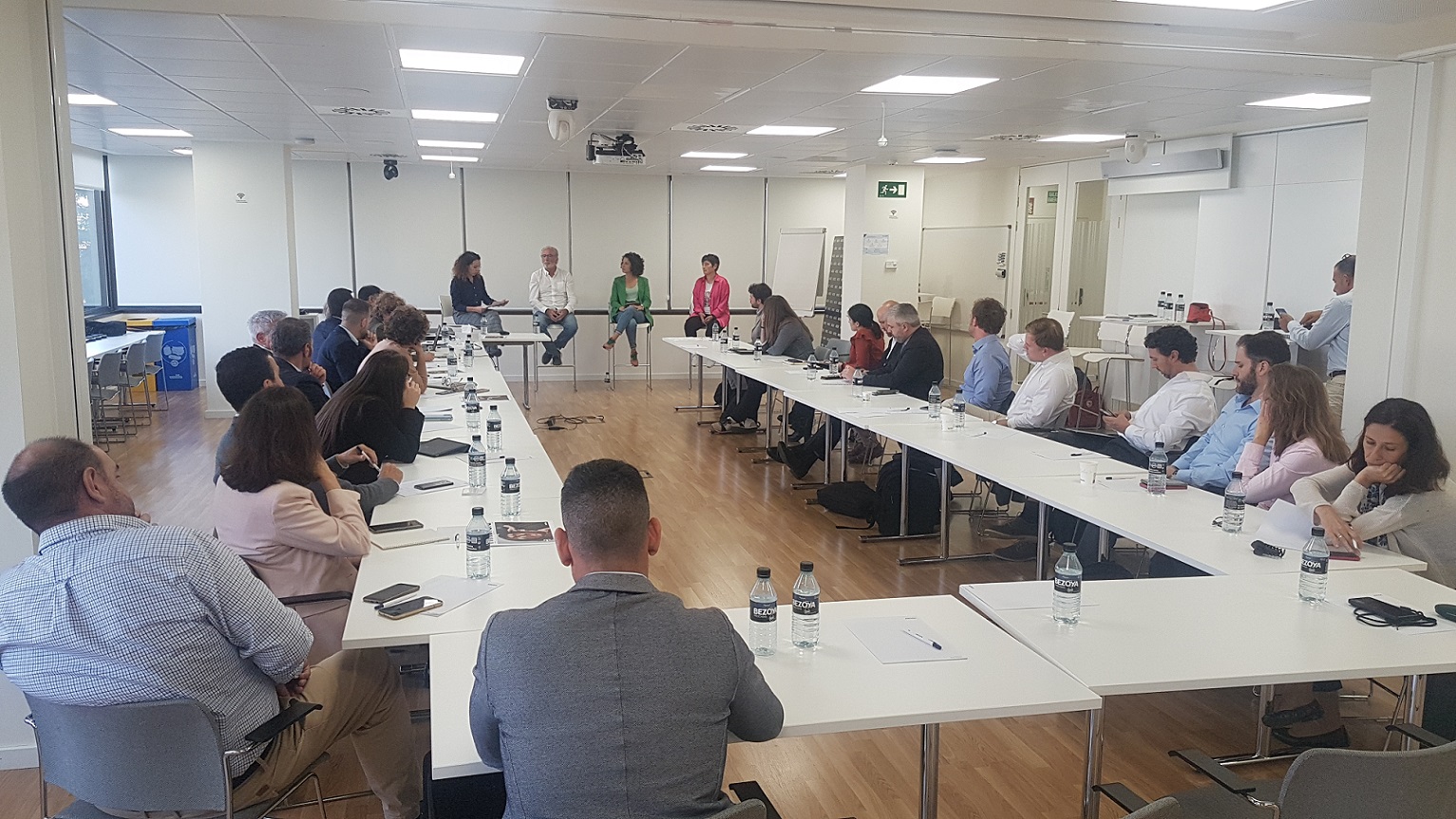 Jornada sobre la sostenibilidad del atún en colaboración con AECOC