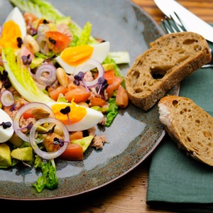 Thunfischsalat mit Ei