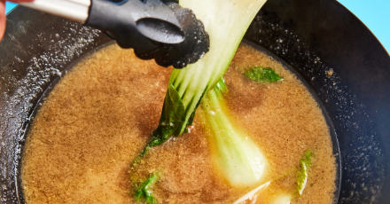 Coldwater Shrimp and Turmeric Soup with Vermicelli - Step 5