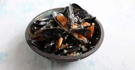 Creamy Nordic blue mussels - Step 5