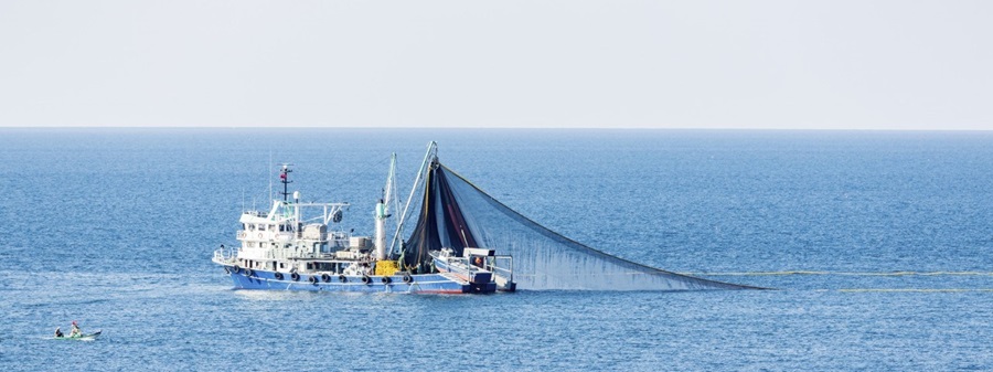 A fishing boat on the ocean.
