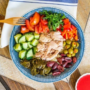 Tuna Buddha bowl with Lemon-Tahini Dressing