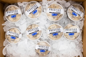 Prestige oysters in containers with the MSC ecolabel