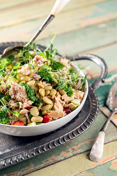 Picture of white bean and tuna salad with basil vinaigrette