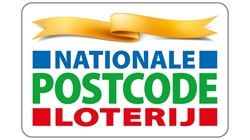 het blauw, groen, rode logo van de Nationale Postcode Loterij