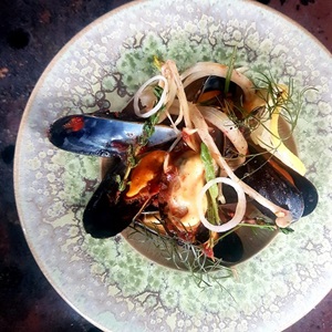 Moules à la Méditerranéenne