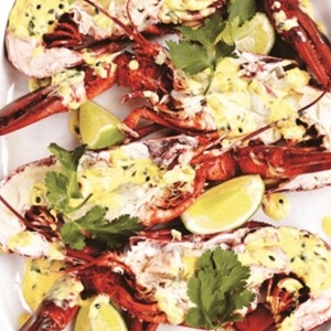 Kreeft met passievrucht en mosterd