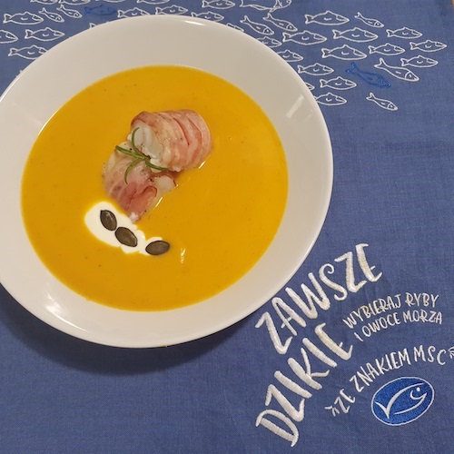 Krem z dyni z pieczonym dorszem