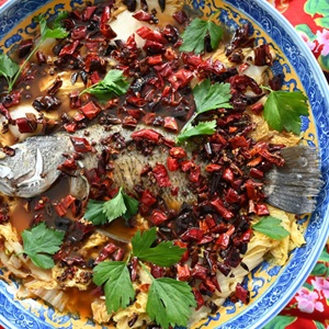 Ångad Sichuan Fisk