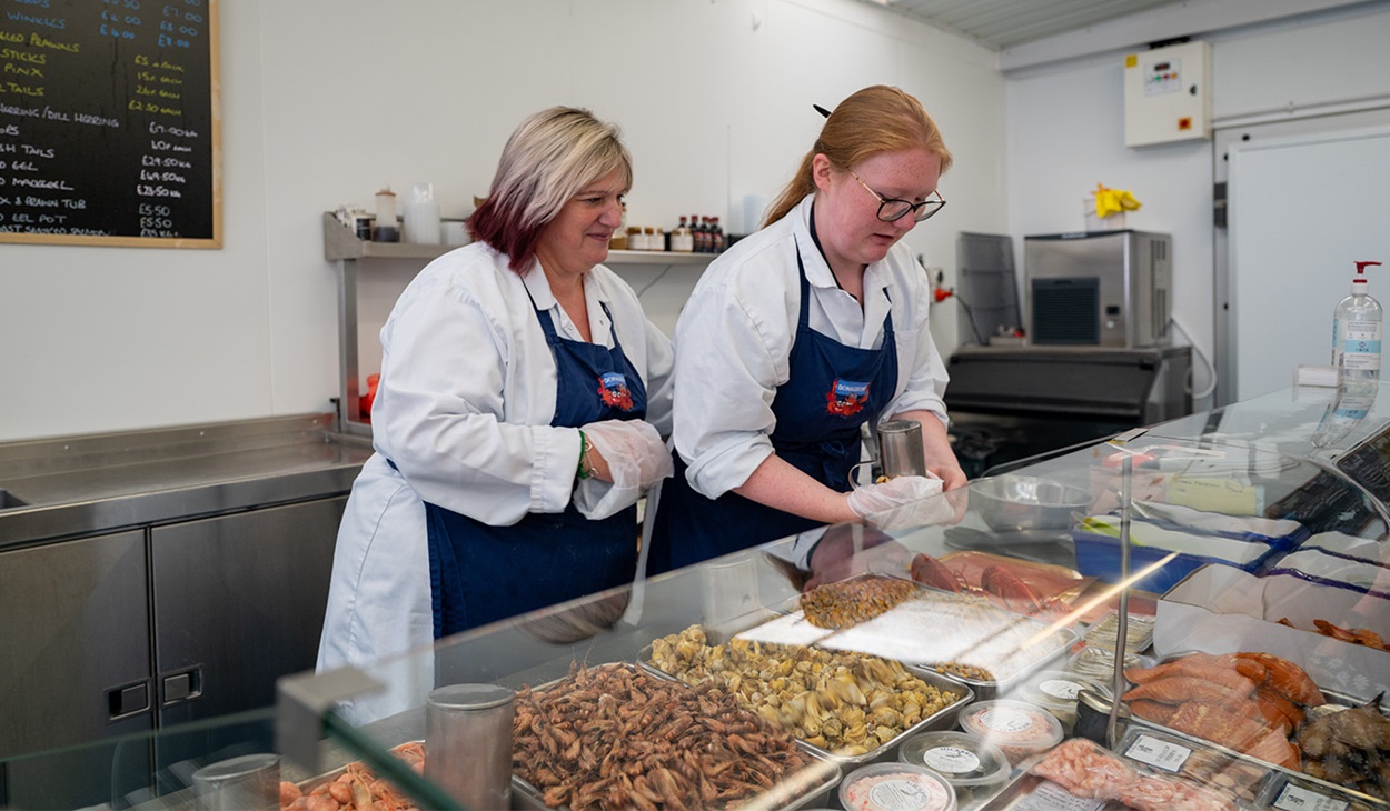Fishmongers Sarah Marsh and Emily Hardy
