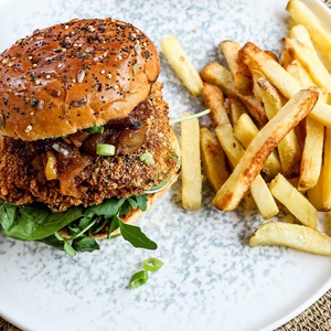 Cod burger with spiced apple sauce
