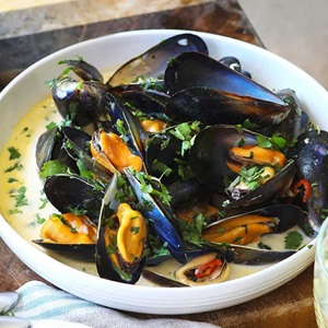 Mussels with white wine