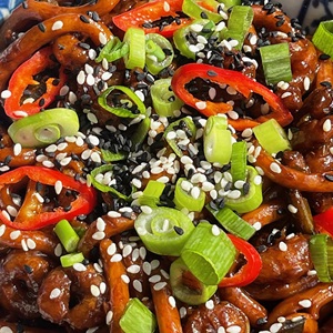 Sticky soy and tamarind prawn udon
