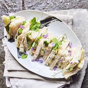 Cured scallop skipper sandwich