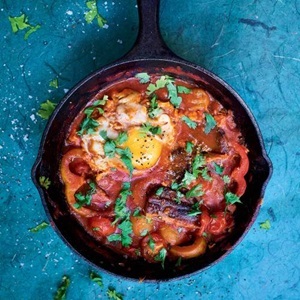 Smoked herring shakshuka