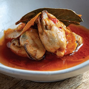 Pimentón-spiced mussel, tomato and fennel escabeche