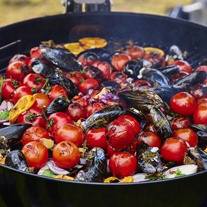 BBQ mussels with whiskey, orange and heritage tomato salad